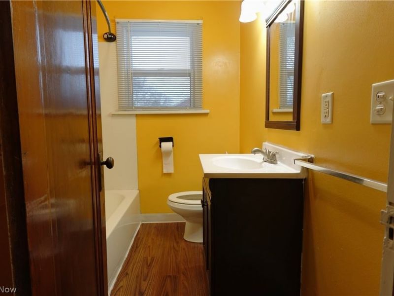 982 Merton Avenue , Akron, OH 44306 Photo 16