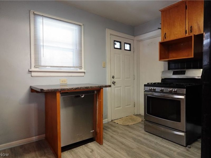 982 Merton Avenue , Akron, OH 44306 Photo 21