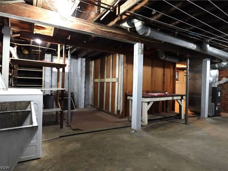 982 Merton Avenue , Akron, OH 44306 Photo 25