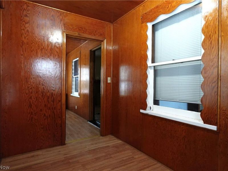 982 Merton Avenue , Akron, OH 44306 Photo 7