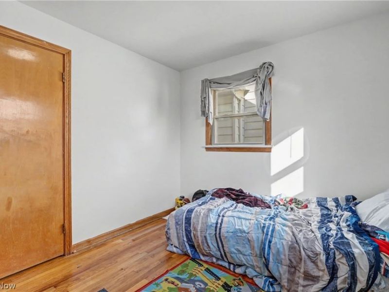 97 Rosary Drive, Campbell, OH 44405 Photo 12