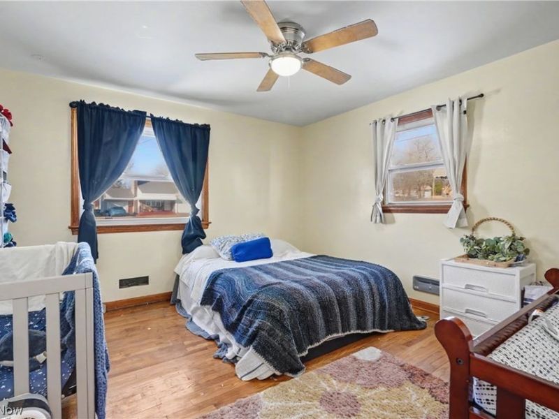 97 Rosary Drive, Campbell, OH 44405 Photo 13