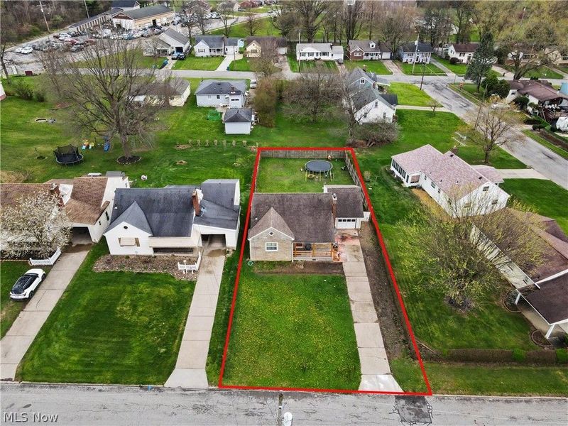 97 Rosary Drive, Campbell, OH 44405 Photo 2