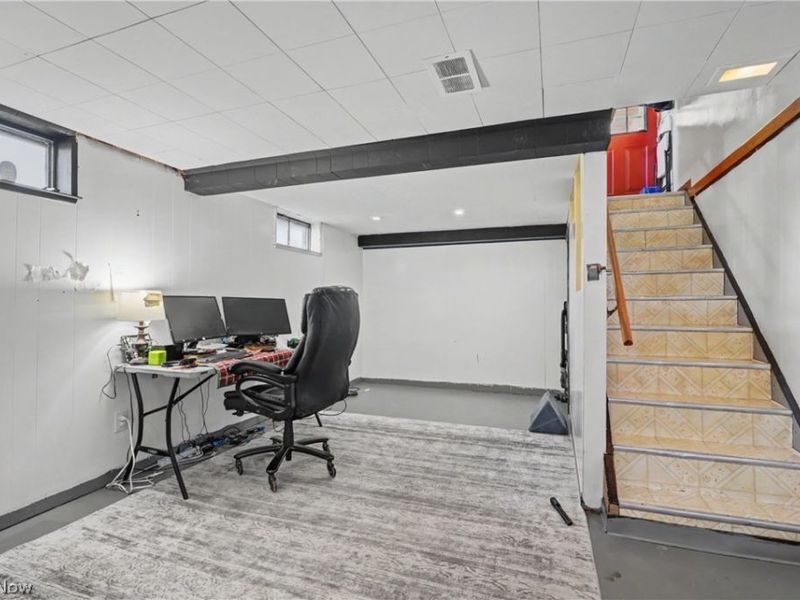 97 Rosary Drive, Campbell, OH 44405 Photo 22