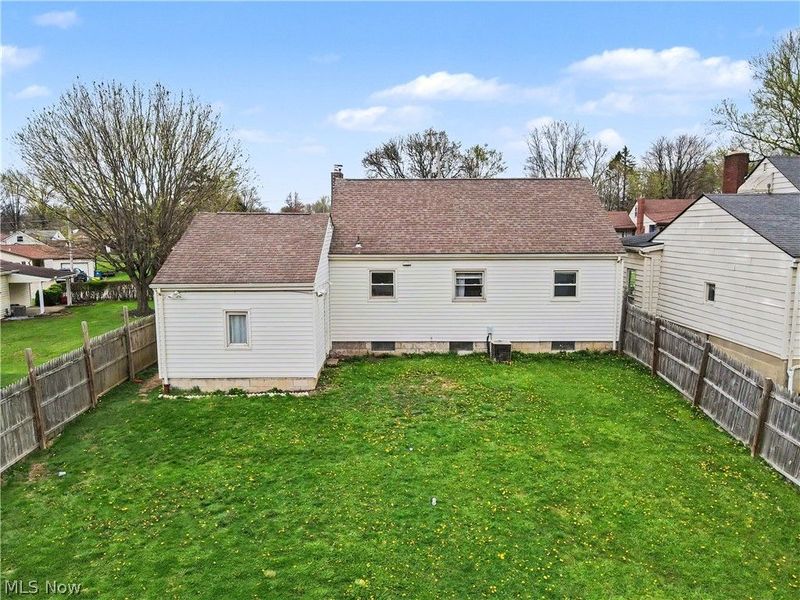 97 Rosary Drive, Campbell, OH 44405 Photo 28