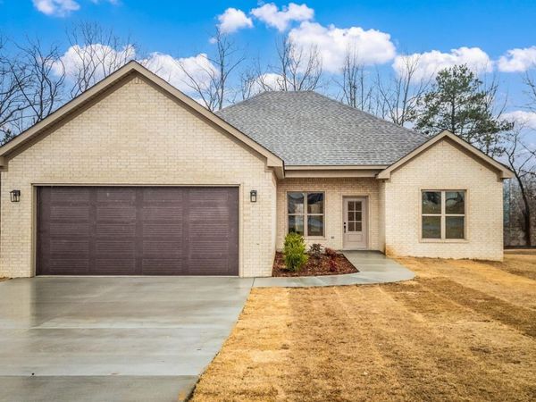 218 Michelle Drive, Beebe, AR 72012