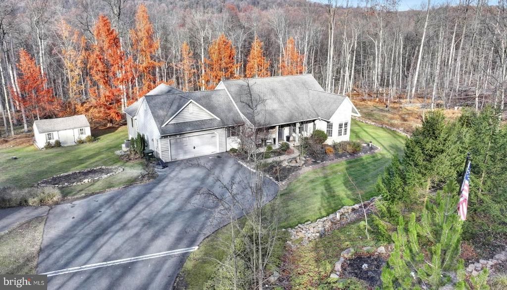 500 MOHNS HILL ROAD, REINHOLDS, PA 17569