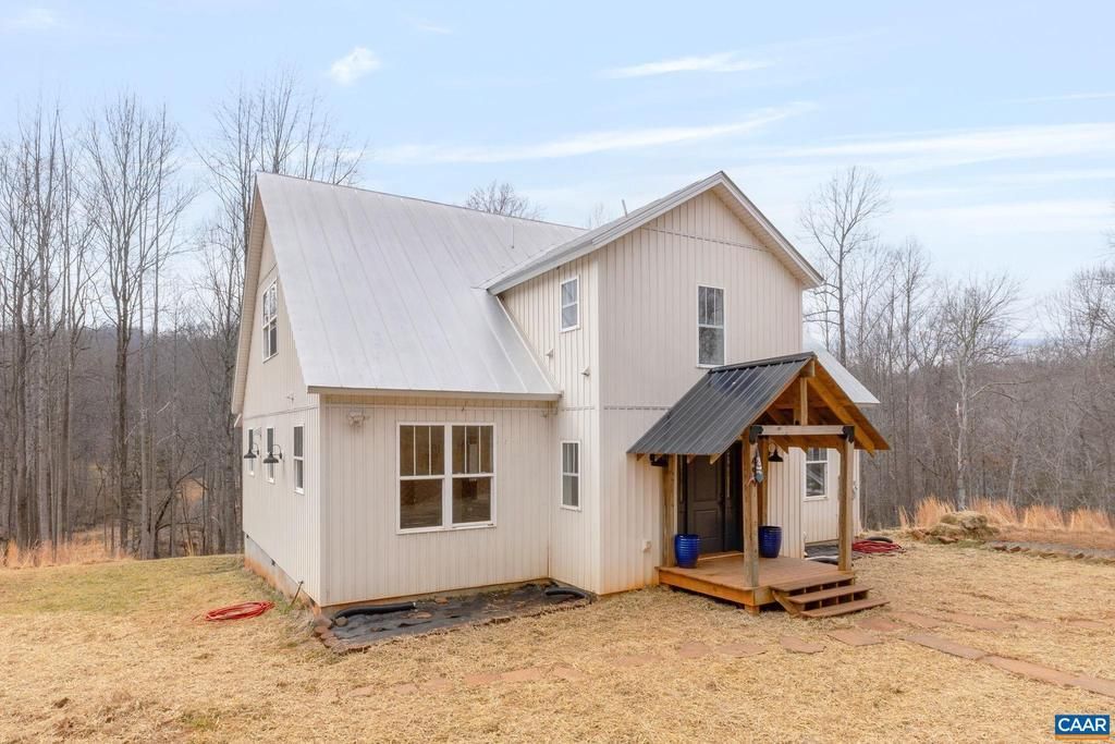 459 Rocky Hollow Rd, Charlottesville, VA 22911 Main Photo