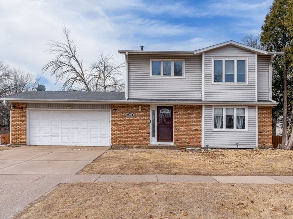 4318 18th Street , Bettendorf, IA 52722