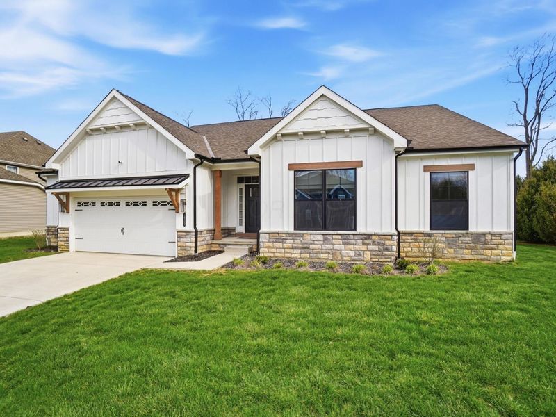 14103 SW Sunladen Drive SW, Reynoldsburg, OH 43068 Photo 1