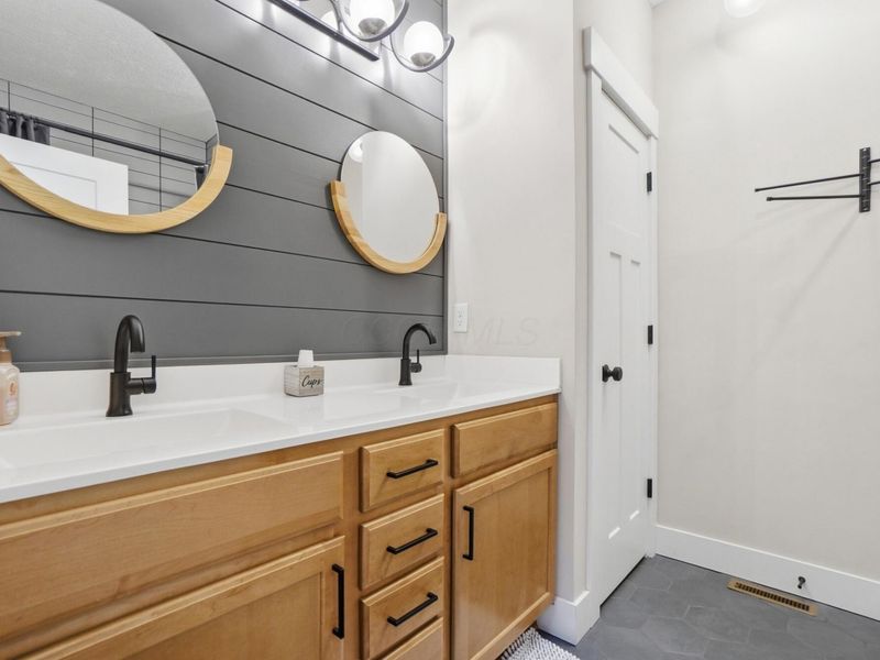 14103 SW Sunladen Drive SW, Reynoldsburg, OH 43068 Photo 33