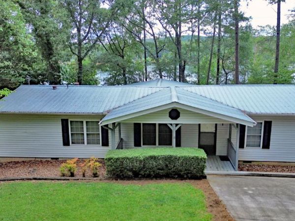 290 Cardinal Lane, Toccoa, GA 30577