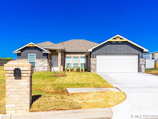 2608 W Main Street, Collinsville, OK 74021