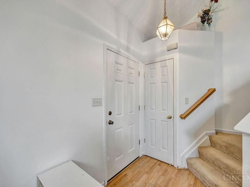 501 Meadowview Place, Trenton, OH 45067 Photo 2