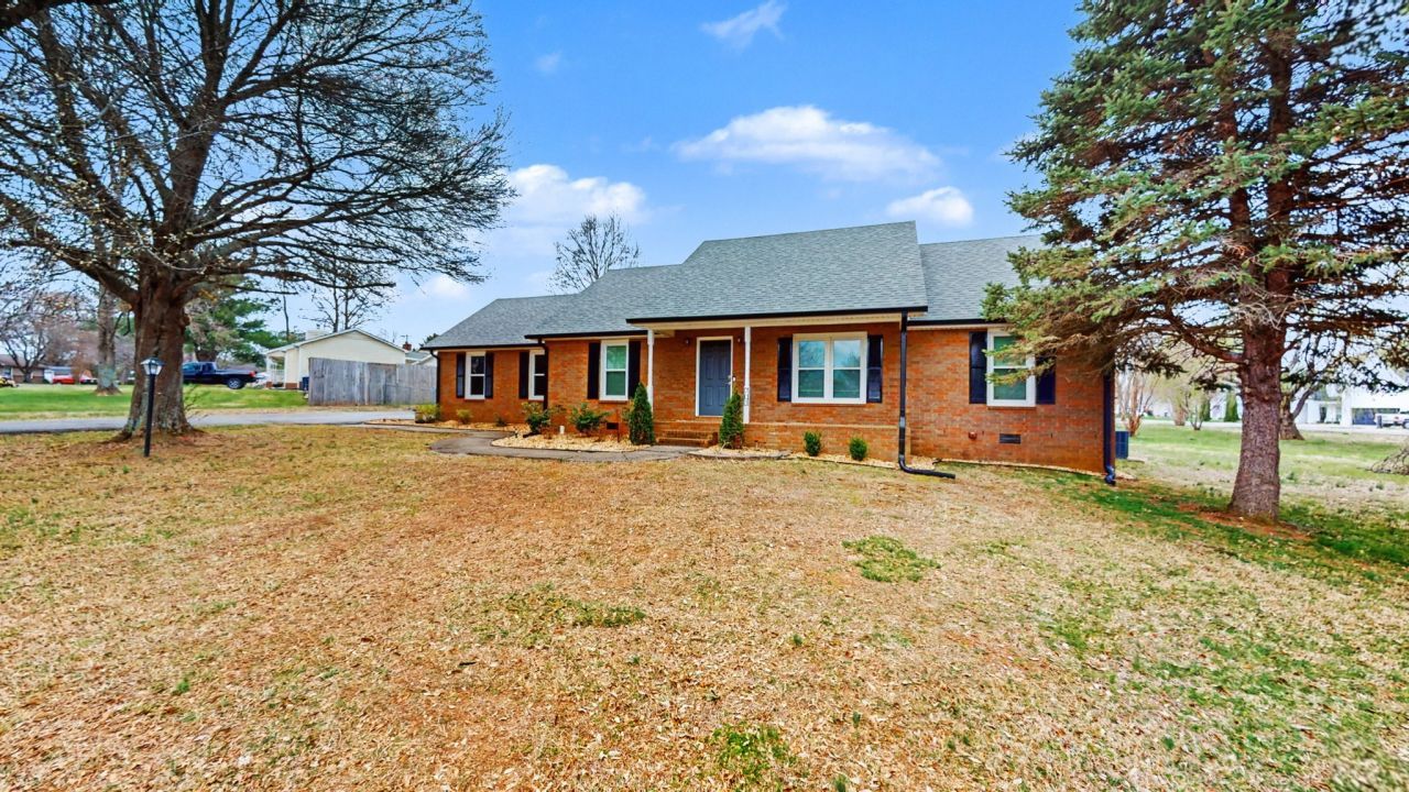 701 Spike Trl, Murfreesboro, TN 37129 Main Photo