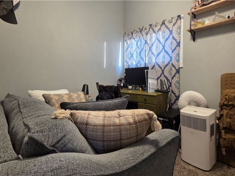 119 S Wallace Street , Uhrichsville, OH 44683 Photo 13