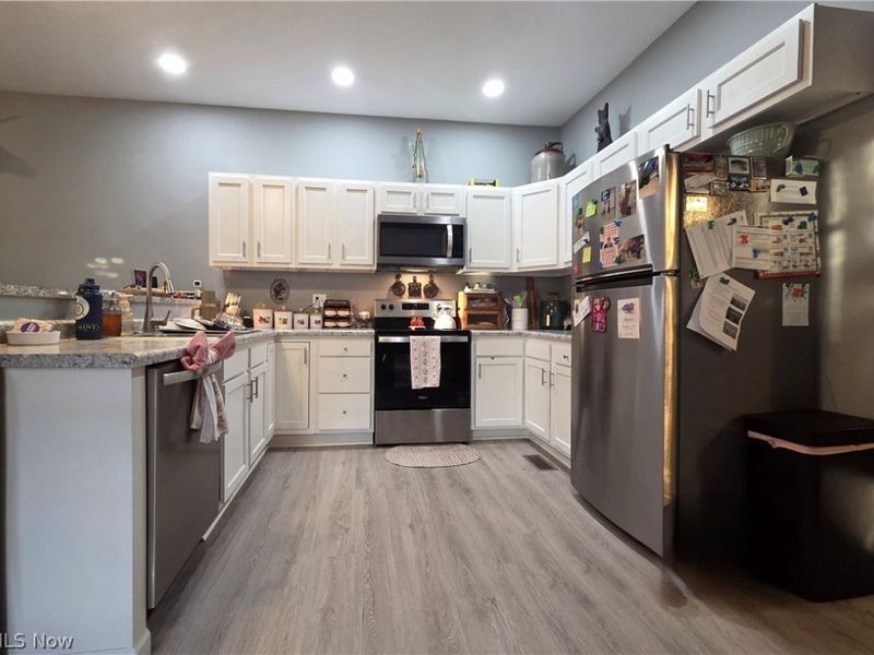 119 S Wallace Street , Uhrichsville, OH 44683 Photo 7