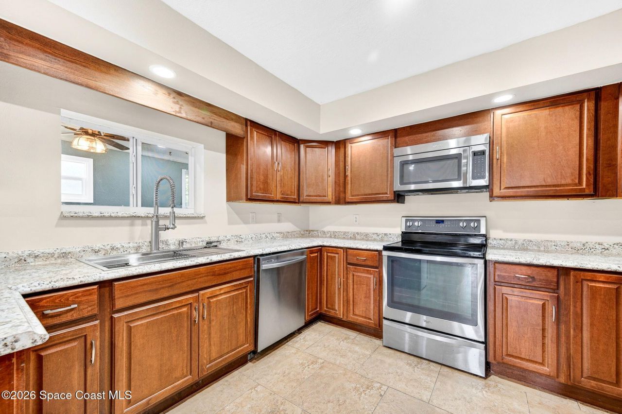 820 Hunter Park Place , Titusville, FL 32780 Photo