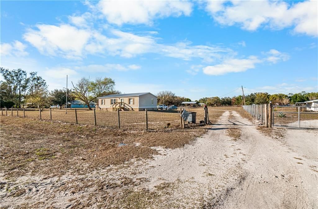 3632 Fort Simmons Ave , Fort Denaud, FL 33935 Photo