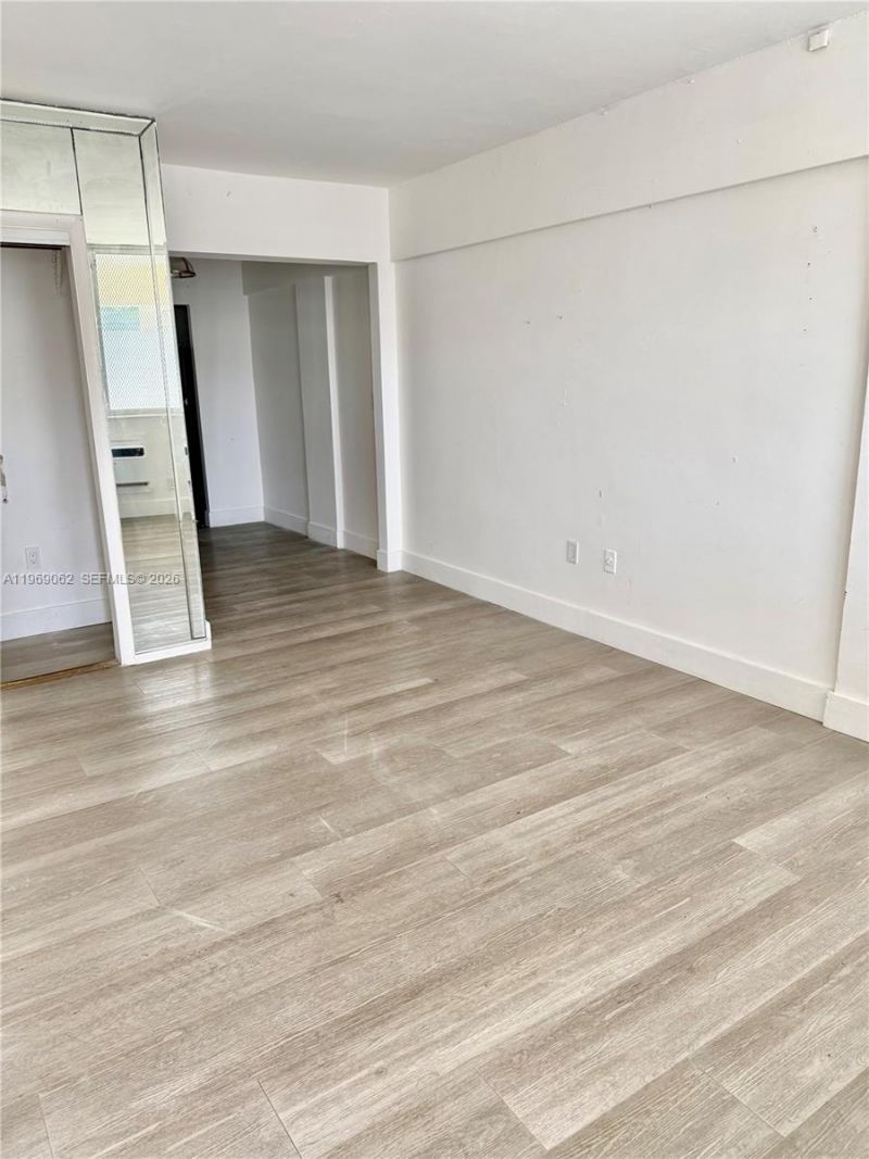 900 Euclid Ave, Unit 10, Miami Beach, FL 33139 Photo