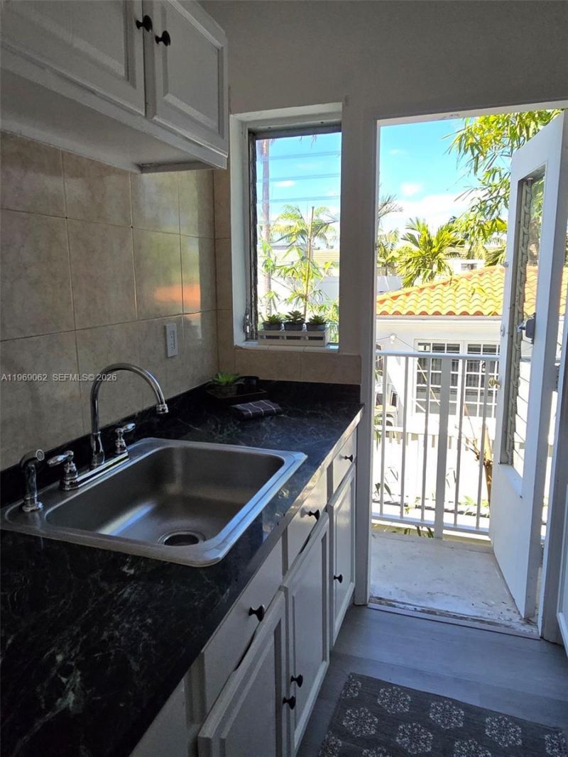 900 Euclid Ave, Unit 10, Miami Beach, FL 33139 Photo