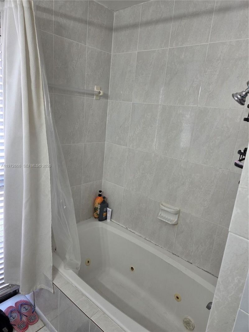 4916 Sheridan St, Unit 2, Hollywood, FL 33021 Photo