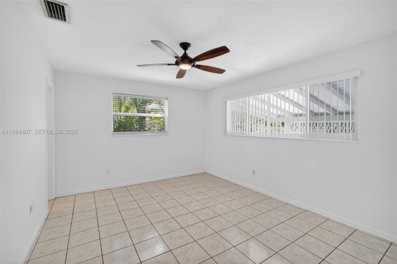 5650-5652 NE 17 Terrace, NE 17th Ter , Fort Lauderdale, FL 33334 Photo