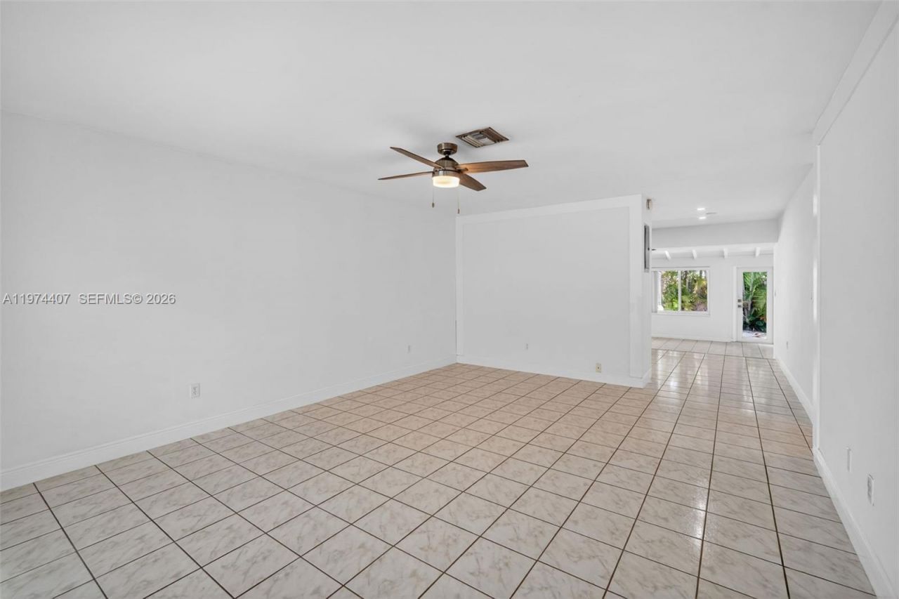 5650-5652 NE 17 Terrace, NE 17th Ter , Fort Lauderdale, FL 33334 Photo