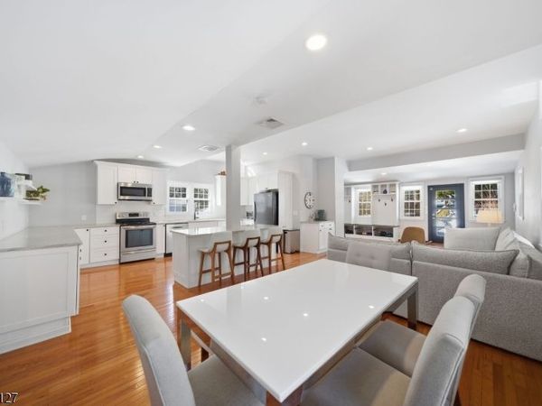 12 OVERLOOK DRIVE, Denville, NJ 07834