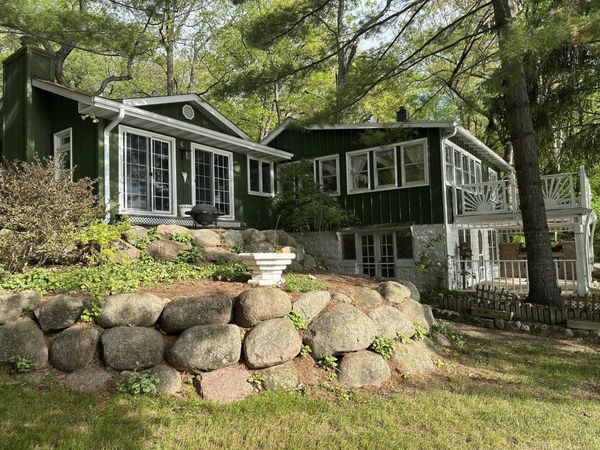 10488 N East Riverview Drive, Edgerton, WI 53534