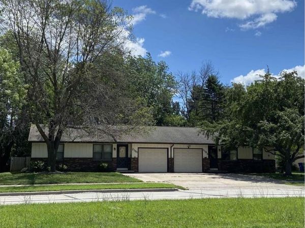 2161 Packerland Dr, Green Bay, WI 54304