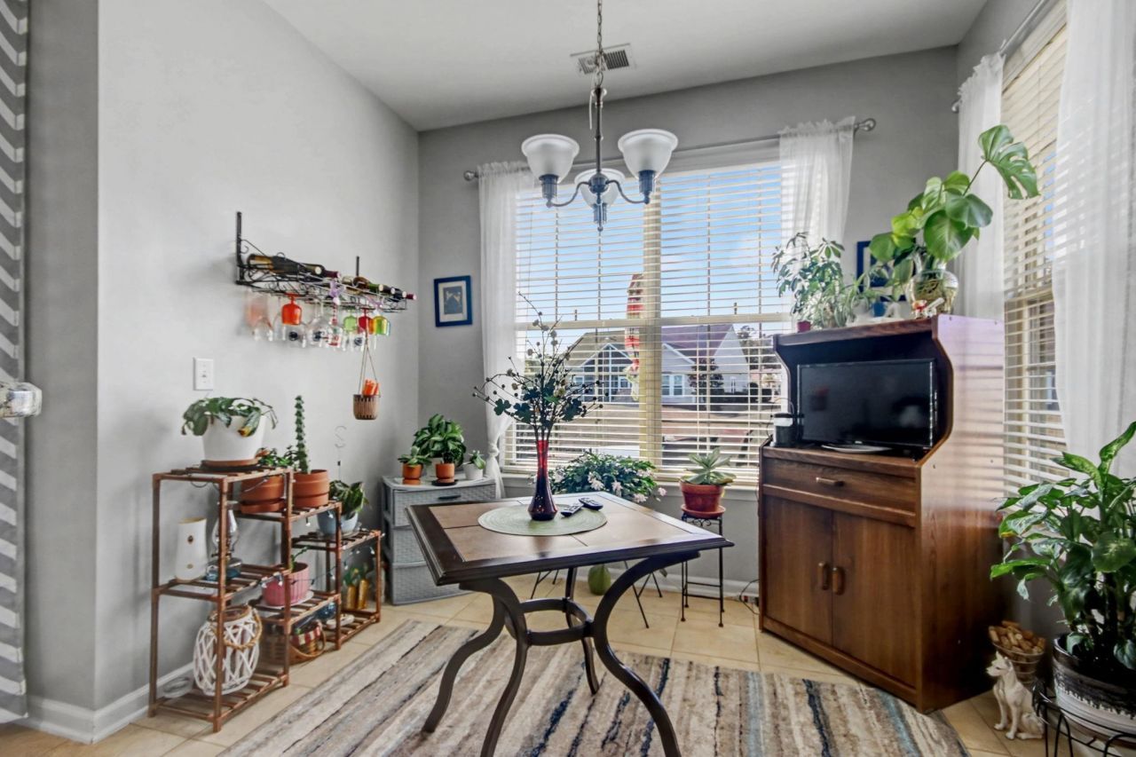 437 Coral Harbor Dr. Photo 16