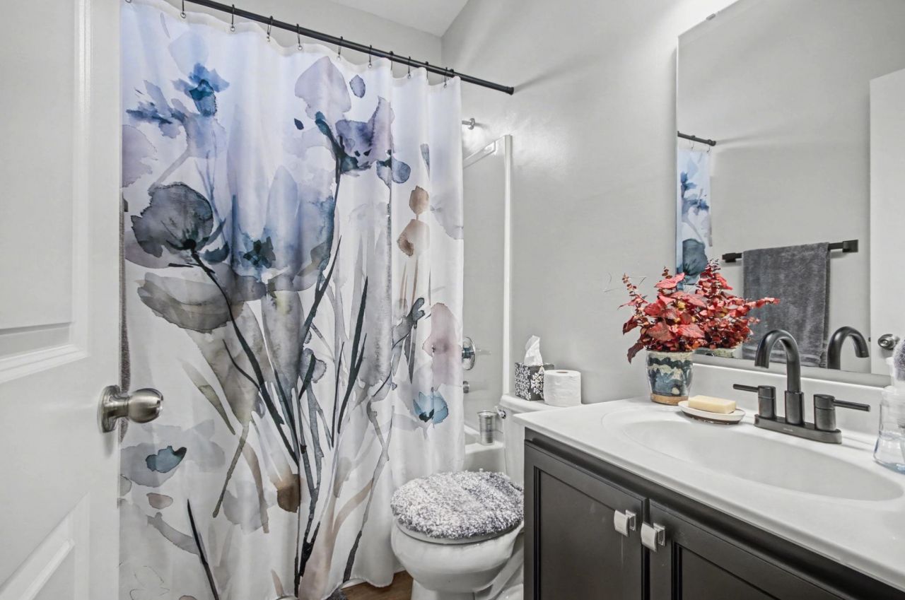 437 Coral Harbor Dr.  Photo 21