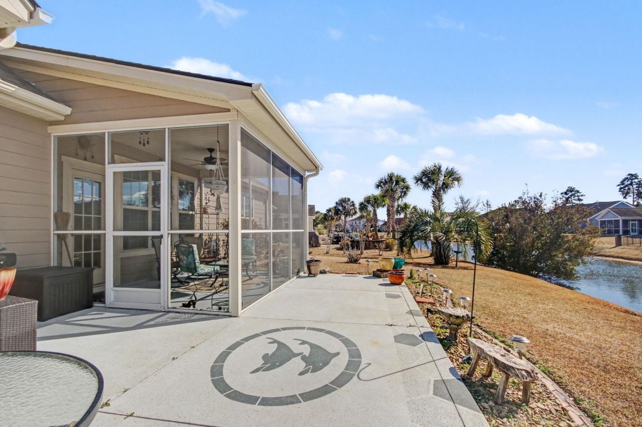 437 Coral Harbor Dr. Photo 35