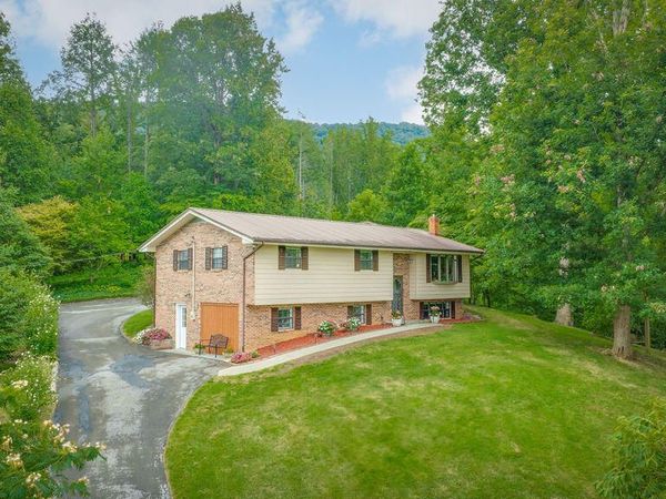 107 M Coffey Lane, Jonesborough, TN 37659