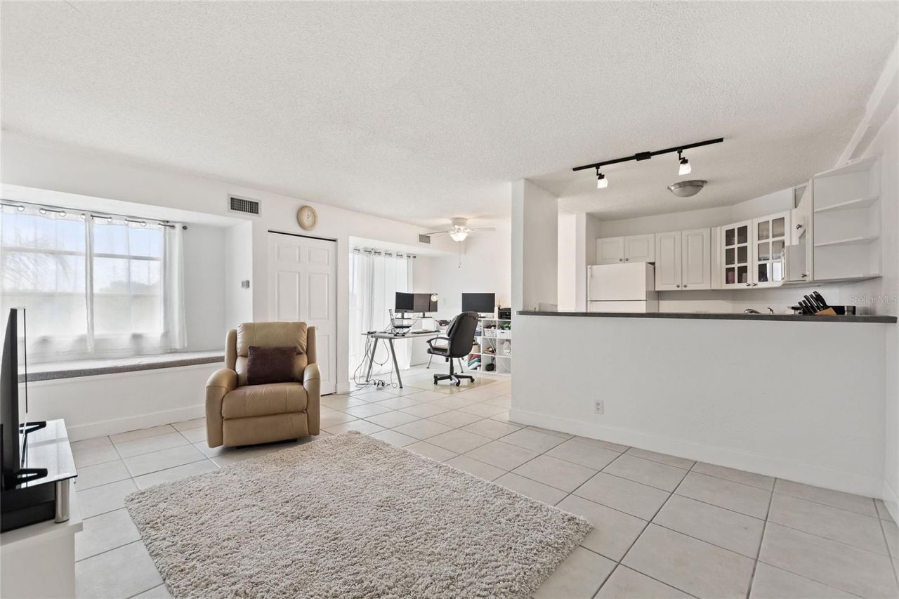 3315 58th Avenue S, Unit 513, Saint Petersburg, FL 33712 Photo