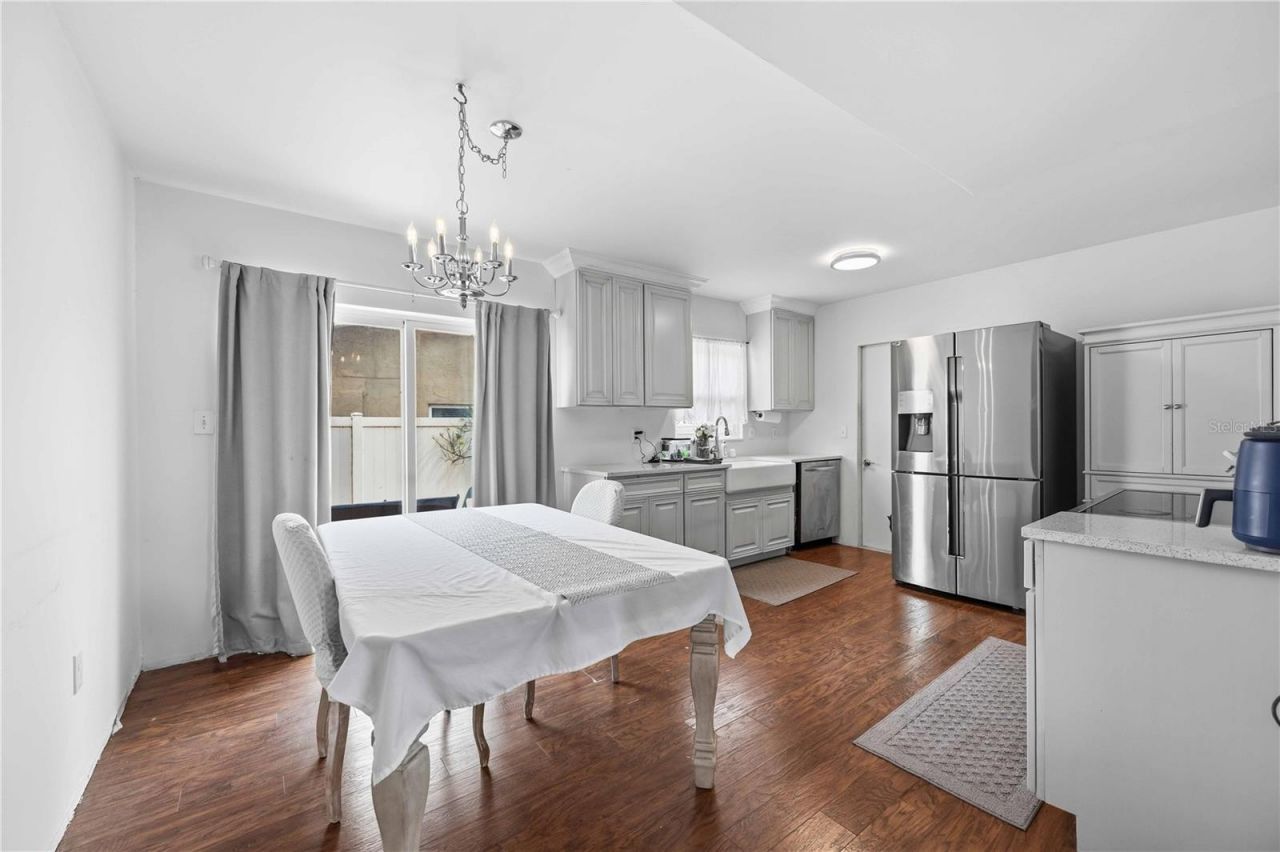 6515 Mauna Loa Boulevard, Sarasota, FL 34241 Photo