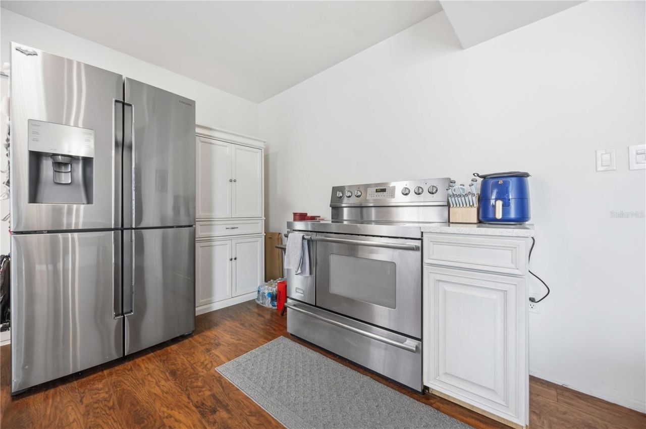 6515 Mauna Loa Boulevard, Sarasota, FL 34241 Photo
