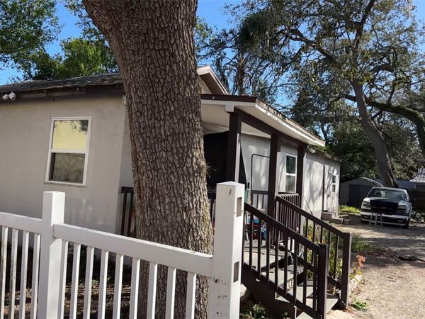 10009 N FLORENCE AVENUE , TAMPA, FL 33612