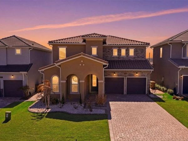 16131 VOLTERRA POINT, BELLA COLLINA, FL 34756