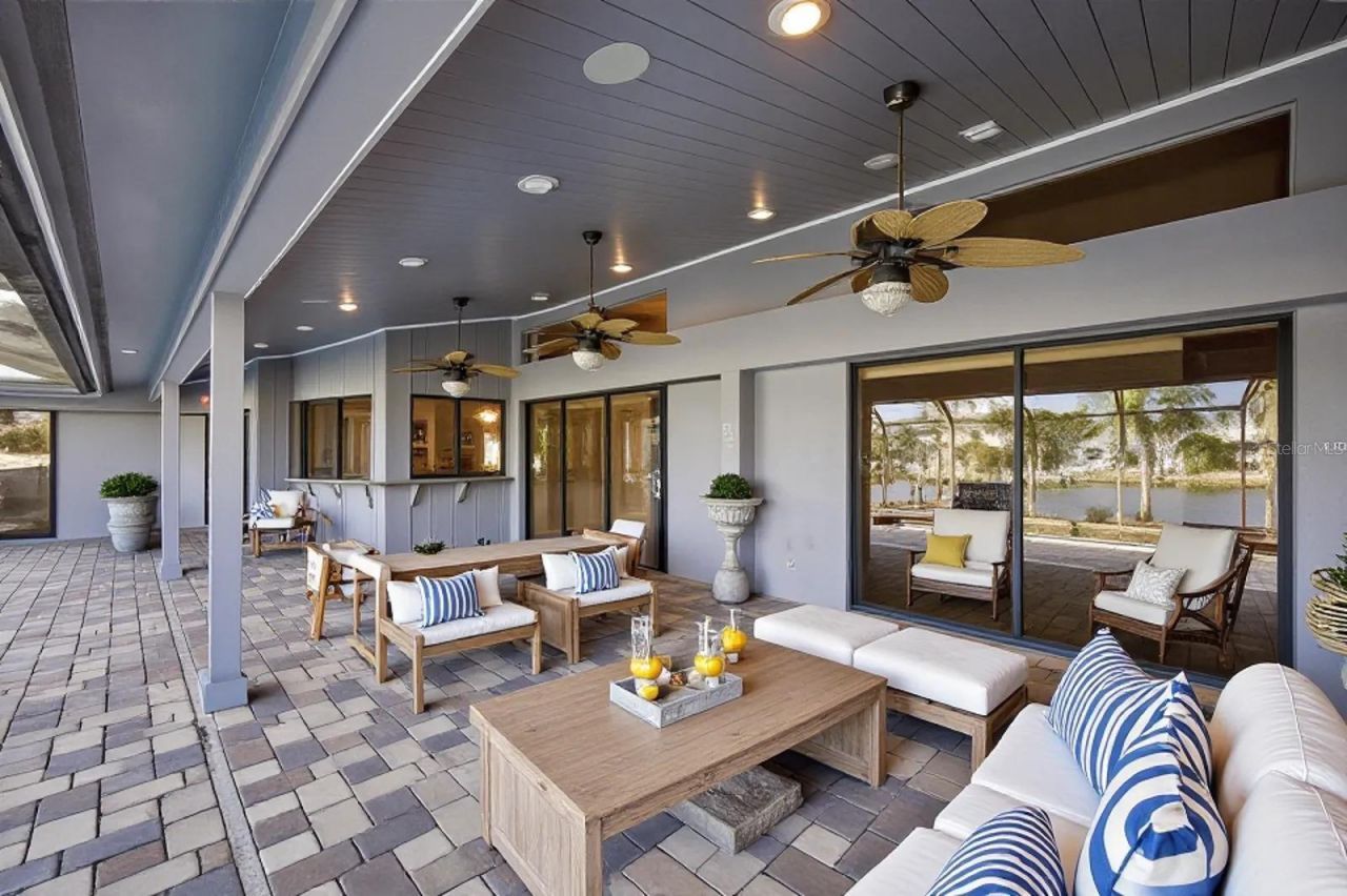 4157 Saltwater Boulevard, Tampa, FL 33615 Photo