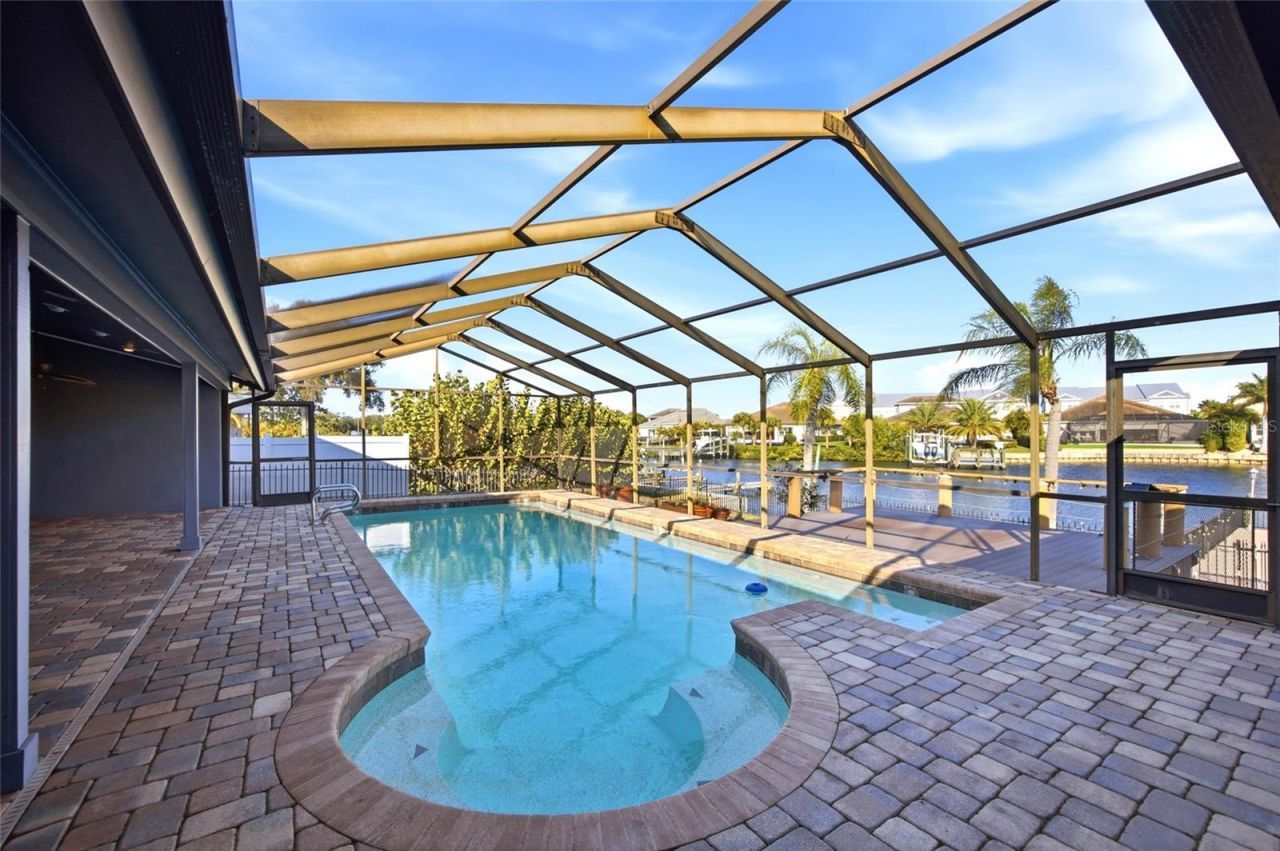 4157 Saltwater Boulevard, Tampa, FL 33615 Photo