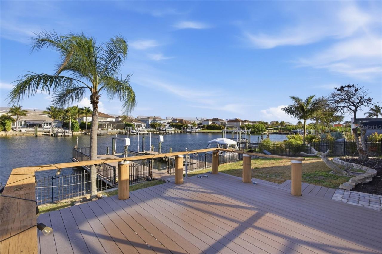 4157 Saltwater Boulevard, Tampa, FL 33615 Photo