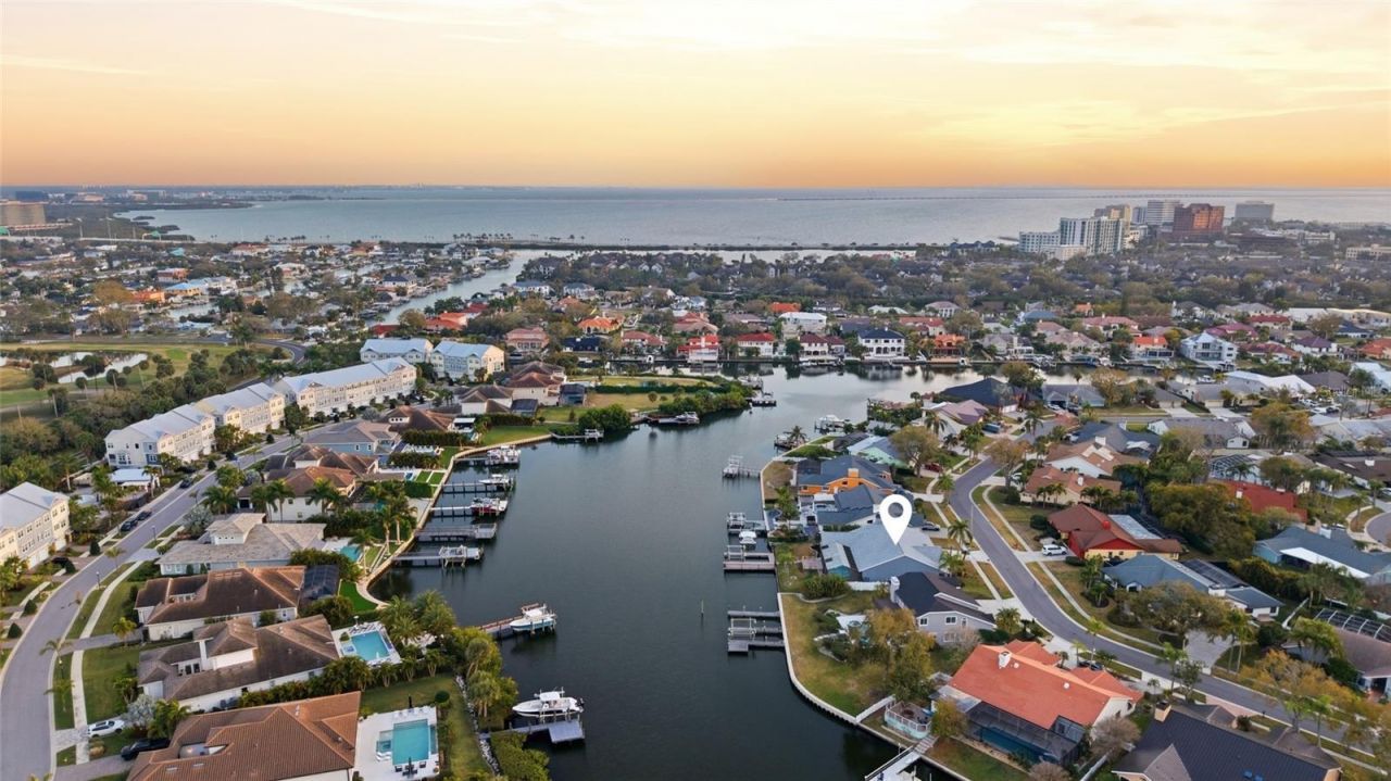 4157 Saltwater Boulevard, Tampa, FL 33615 Photo