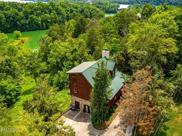 973 Pleasure Rd , Sevierville, TN 37876