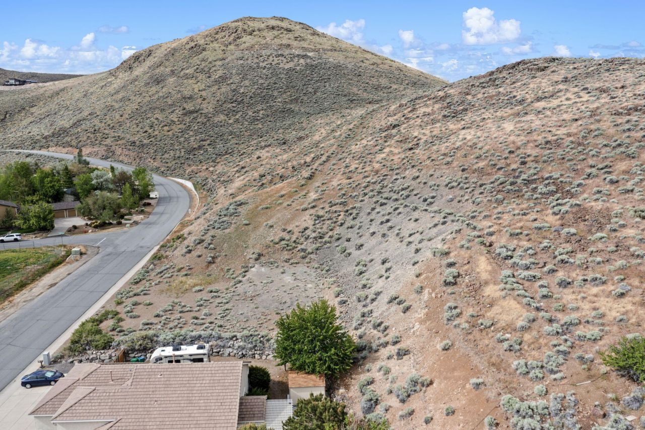 4841 W Hidden Valley Drive, Reno, NV 89502 Photo