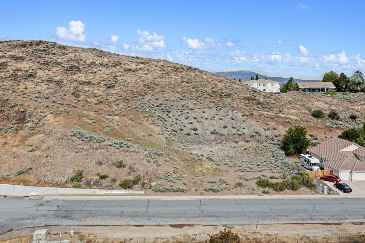 4841 W Hidden Valley Drive, Reno, NV 89502 Photo