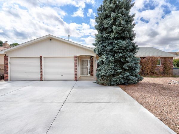 12108 Sierra Grande Avenue NE, Albuquerque, NM 87112