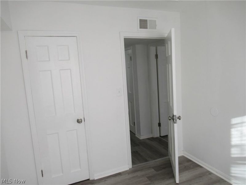 1403 Dawnwood , Parma, OH 44134 Photo 15