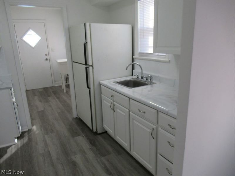 1403 Dawnwood , Parma, OH 44134 Photo 8